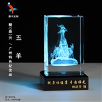 水晶方塊內(nèi)雕,水晶紀念品擺件,水晶五羊紀念品