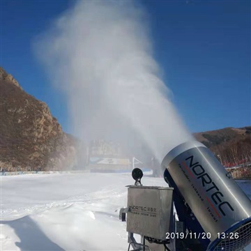 滑雪場(chǎng)滑雪運(yùn)動(dòng) 造雪機(jī)采用材料好