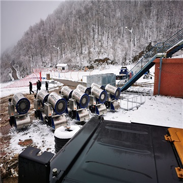 諾泰克大面積制雪設(shè)備 無線連接智能操作造雪機(jī)