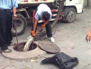 蘇州吳中區(qū)抽化糞池.雨污管道疏通高壓清洗