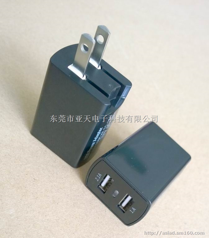 UL认证USB充电器 5V2.1a手机充电器