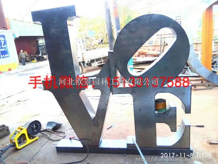 love不锈钢雕塑 字母不锈钢雕塑厂家