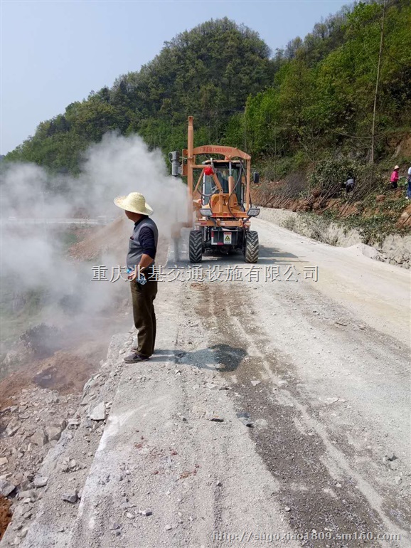 重庆道路波型护栏生产厂家 专业安装施工队伍公司