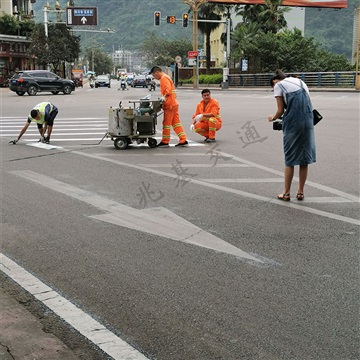 忠县热熔划线施工公司 重庆小区标线 市政马路画线